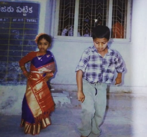 jabardasth avinash childhood photo