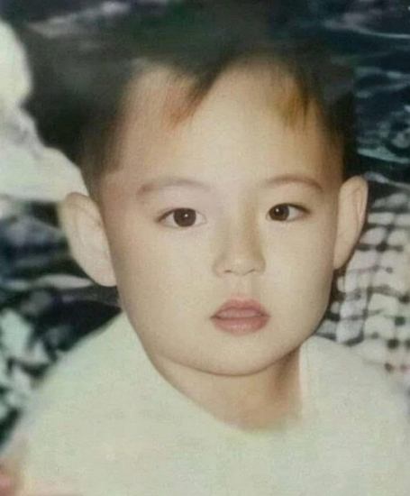 kim taehyung childhood pic