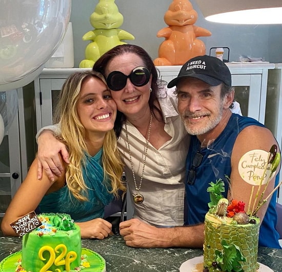 lele pons with her parents
