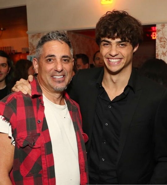 noah centineo father