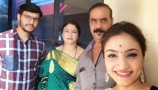 vaishnavi gowda family